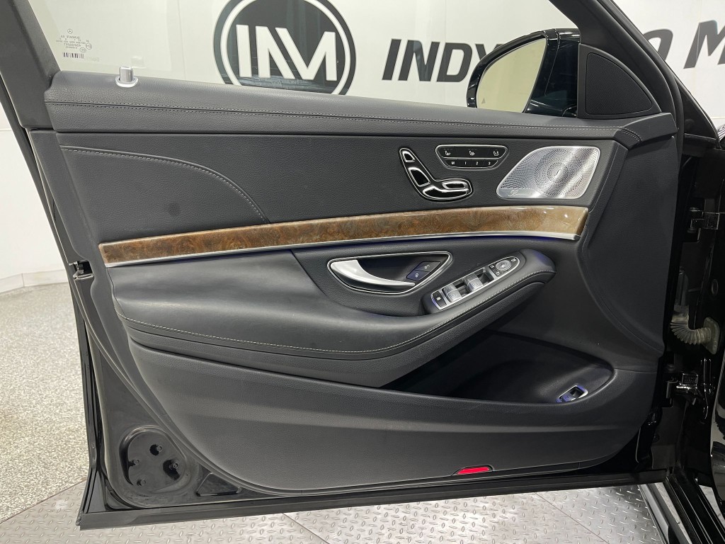 2015 Mercedes-Benz S-Class Image 15