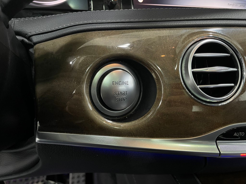 2015 Mercedes-Benz S-Class Image 21
