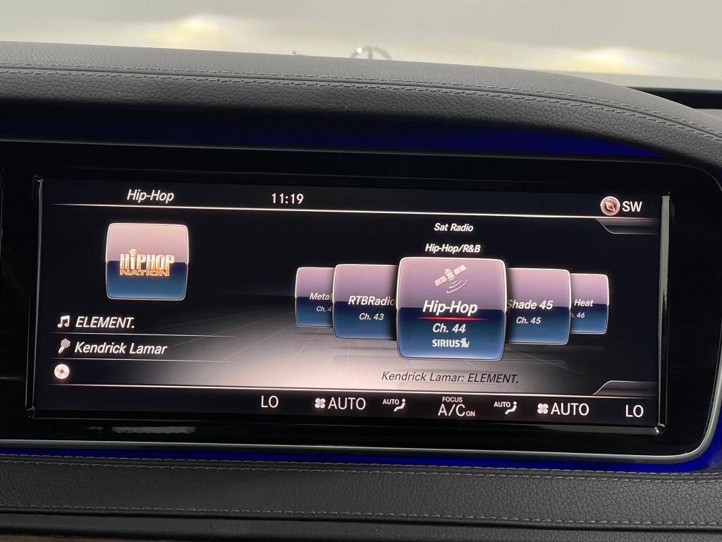 2015 Mercedes-Benz S-Class Image 24