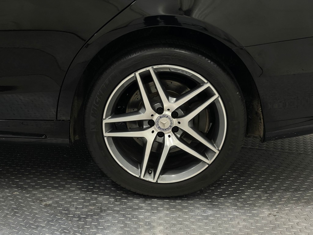 2015 Mercedes-Benz S-Class Image 36