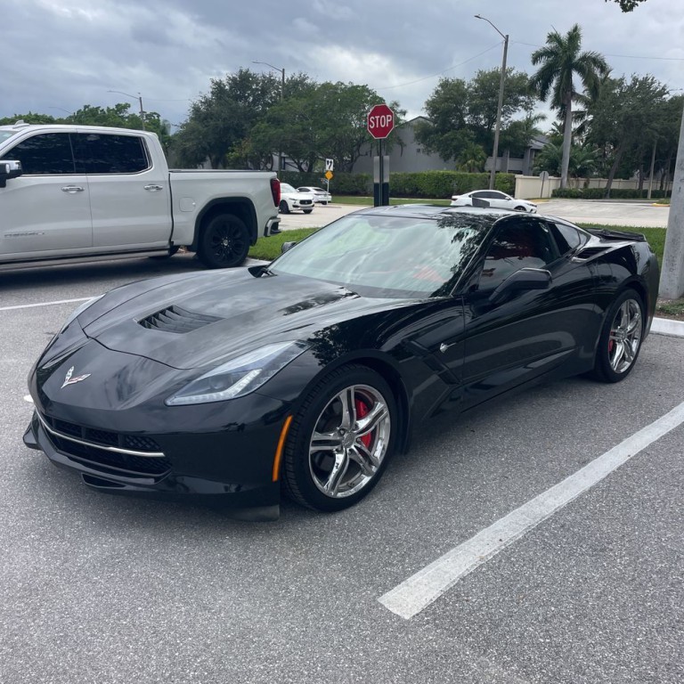 2016 Chevrolet Corvette Image 3