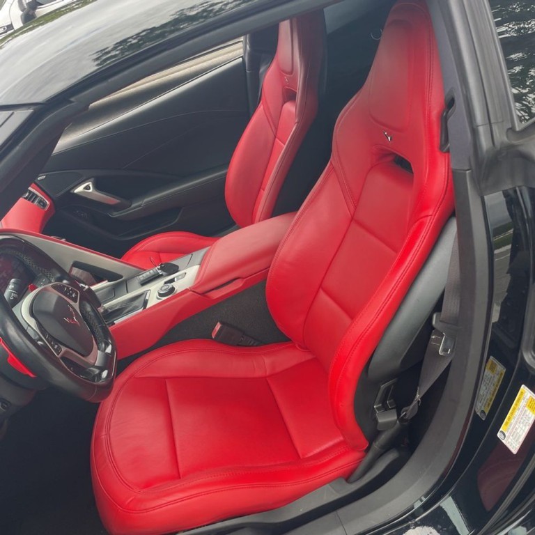 2016 Chevrolet Corvette Image 7