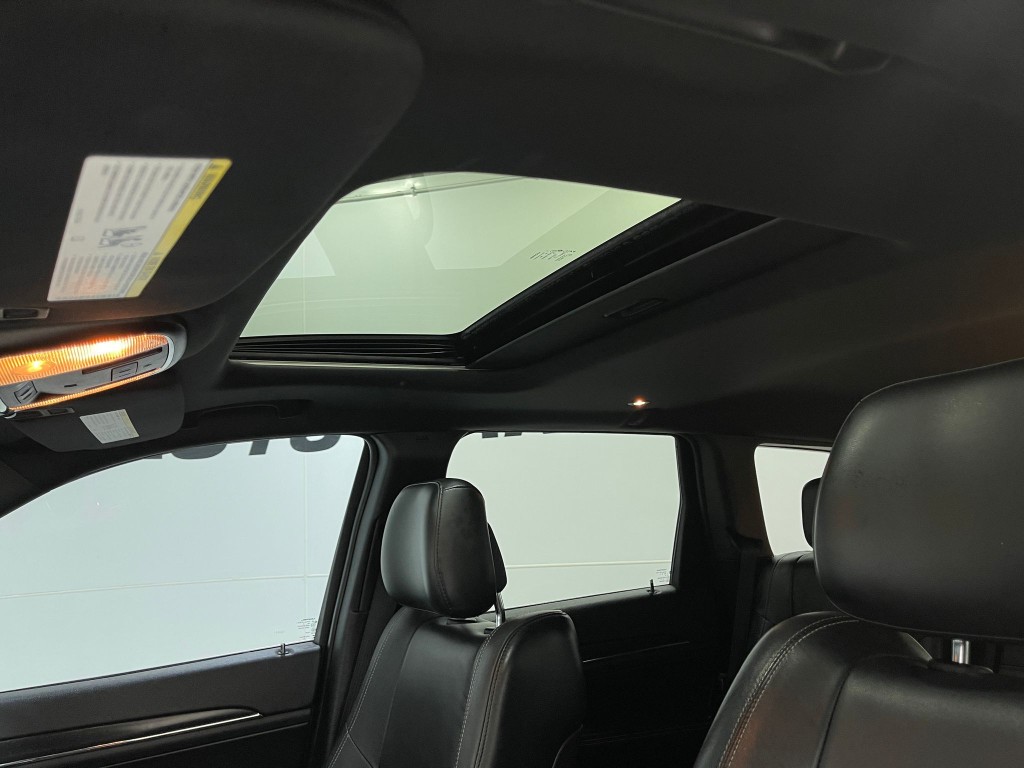 2016 Jeep Grand Cherokee Image 12