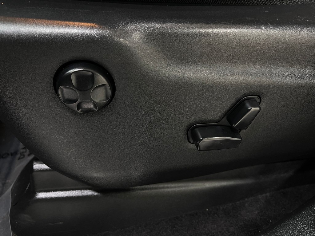 2016 Jeep Grand Cherokee Image 17