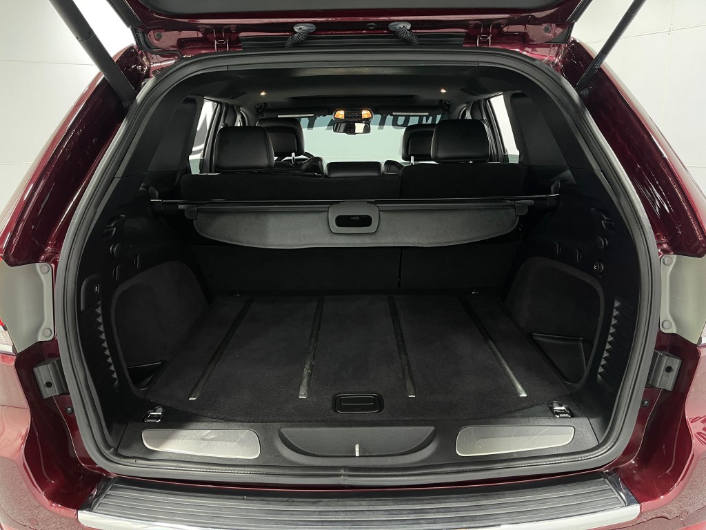 2016 Jeep Grand Cherokee Image 26