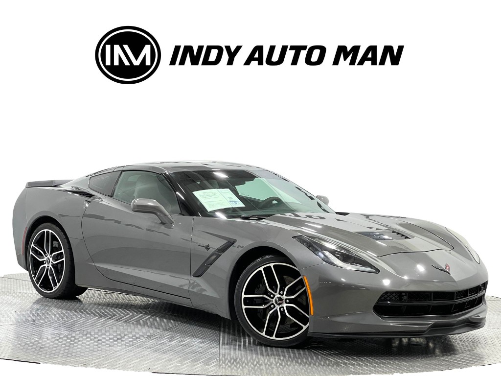 2016 Chevrolet Corvette Image 2