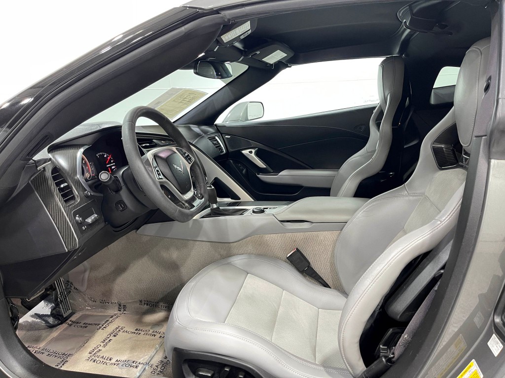 2016 Chevrolet Corvette Image 11