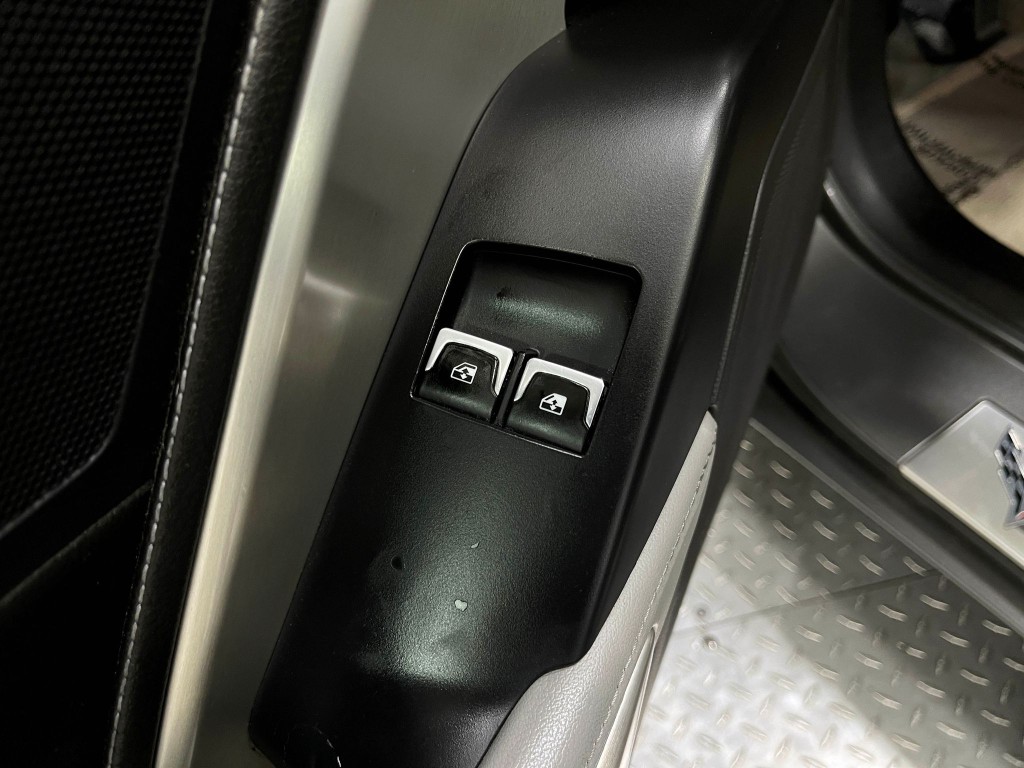 2016 Chevrolet Corvette Image 14