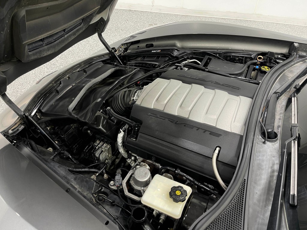 2016 Chevrolet Corvette Image 24
