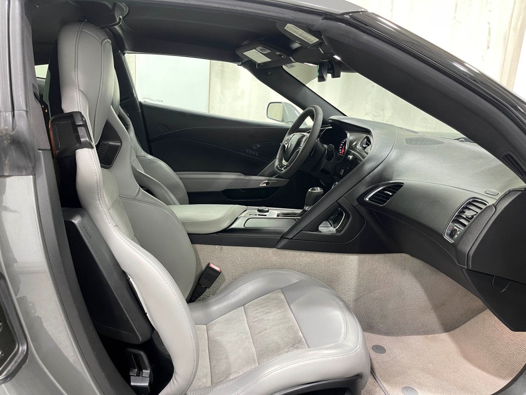2016 Chevrolet Corvette Image 26