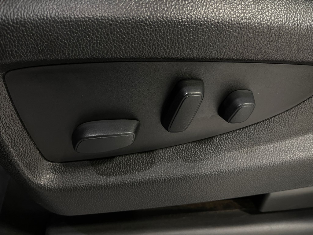 2017 Chevrolet Tahoe Image 18