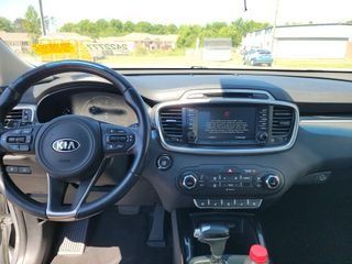 2018 Kia Sorento Image 7