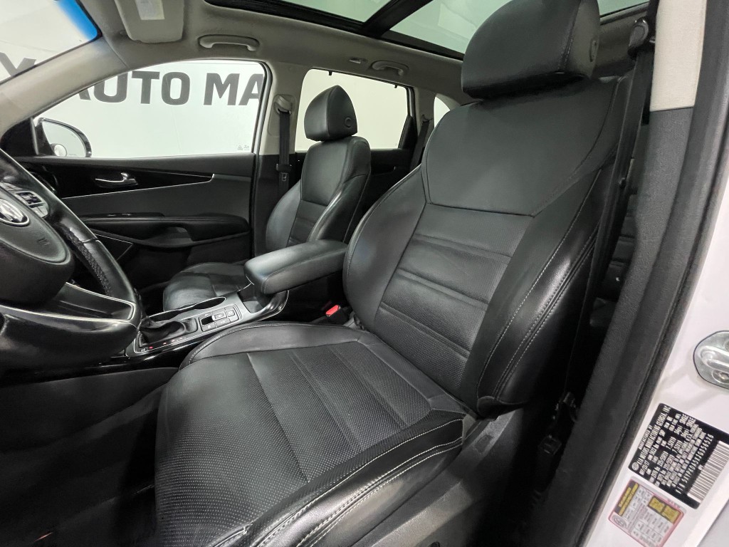2018 Kia Sorento Image 13