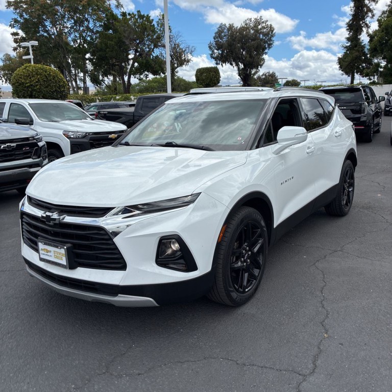 2019 Chevrolet Blazer Image 2