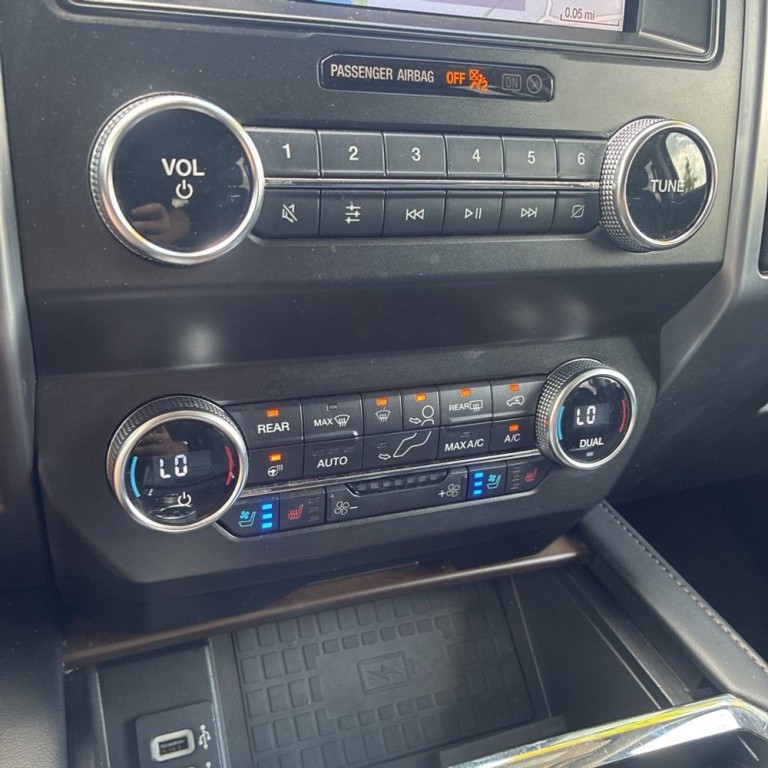 2019 Ford Expedition Image 11