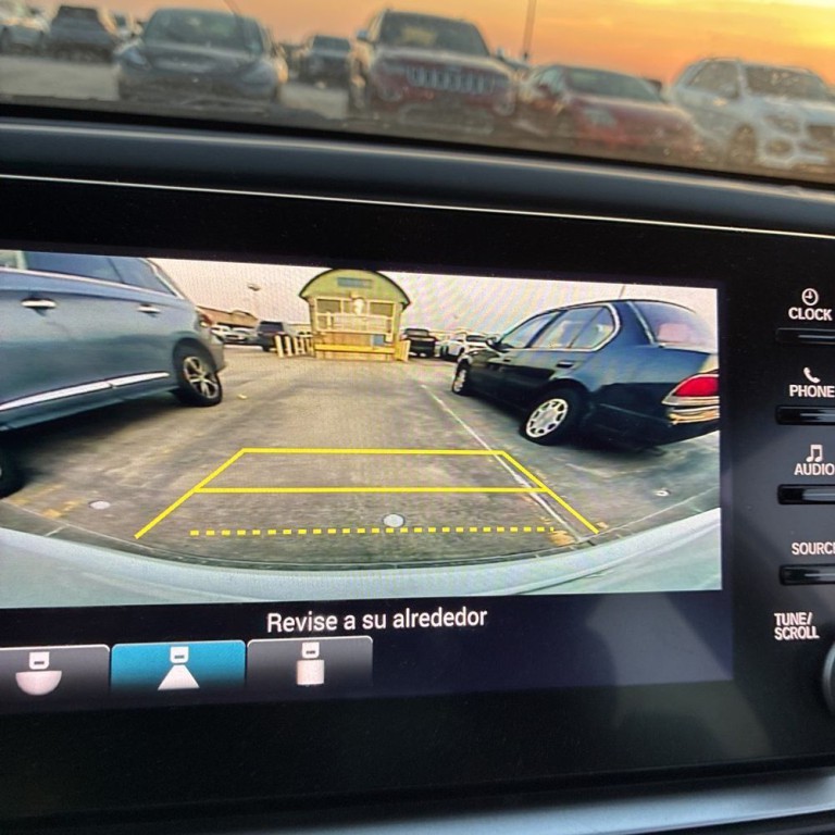 2019 Honda Accord Image 9