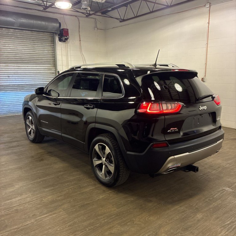 2019 Jeep Cherokee Image 4