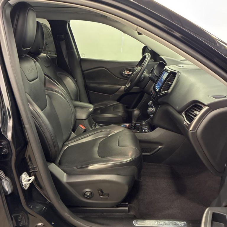 2019 Jeep Cherokee Image 6