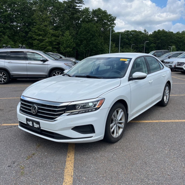 2020 Volkswagen Passat Image 2