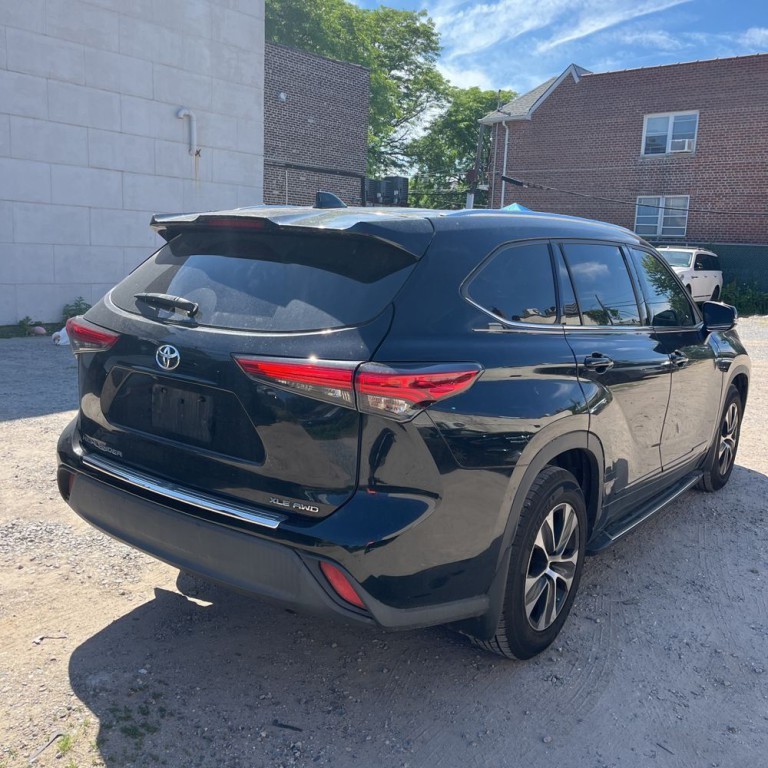 2020 Toyota Highlander Image 3