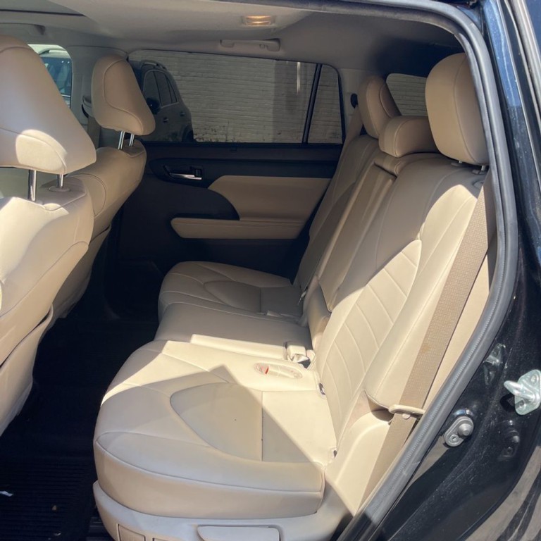 2020 Toyota Highlander Image 13