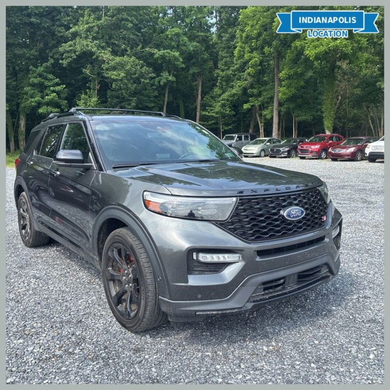2020 Ford Explorer Image 1