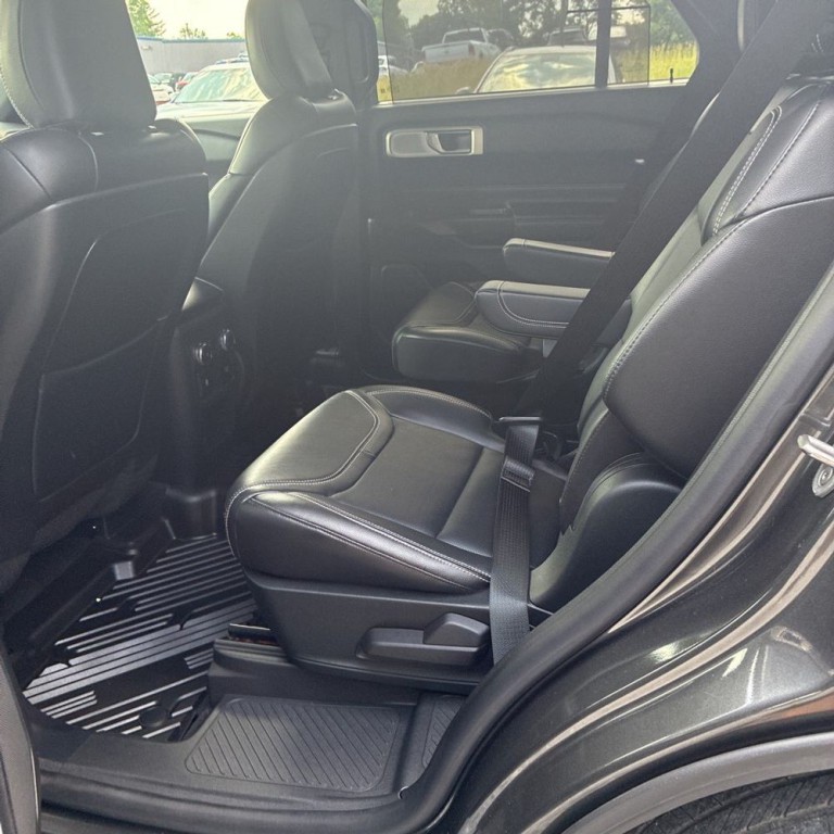 2020 Ford Explorer Image 14