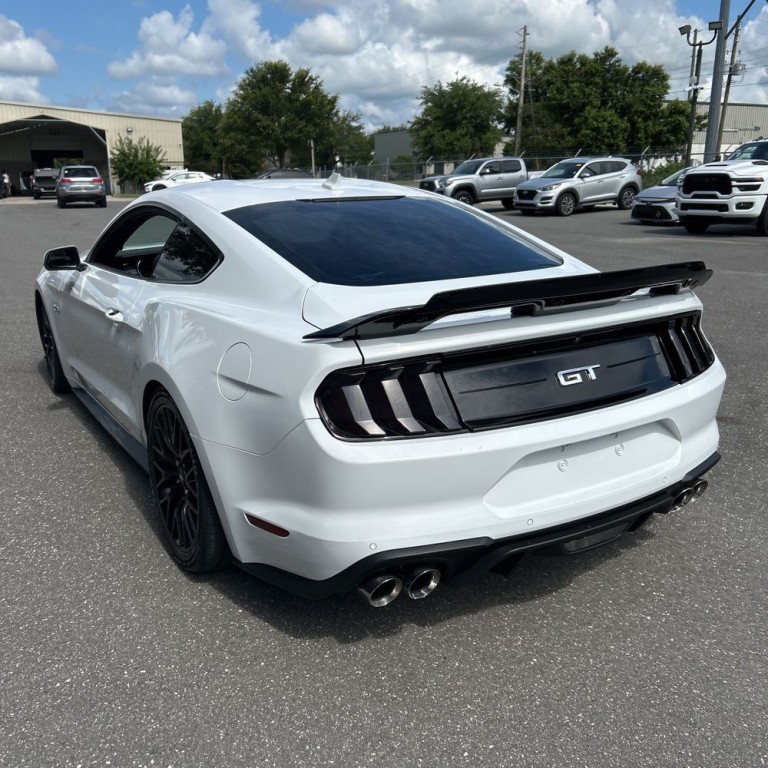2021 Ford Mustang Image 4