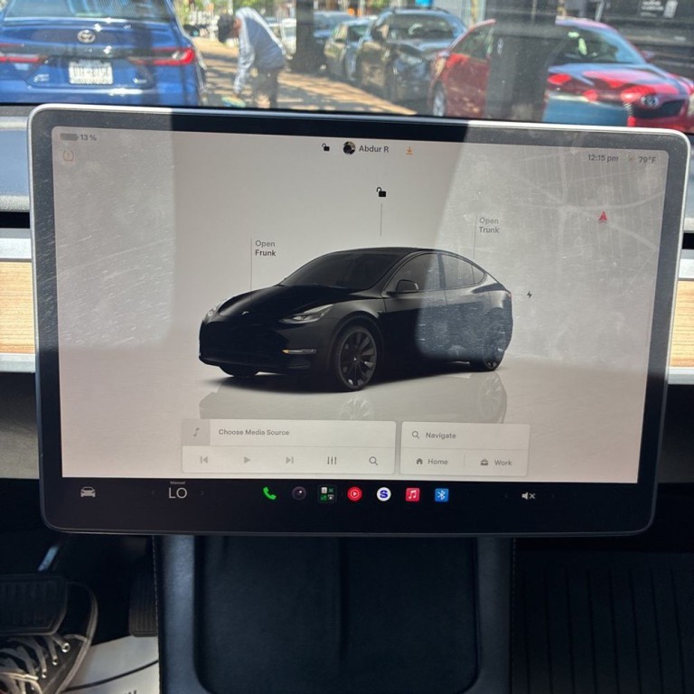 2023 Tesla Model Y Image 9
