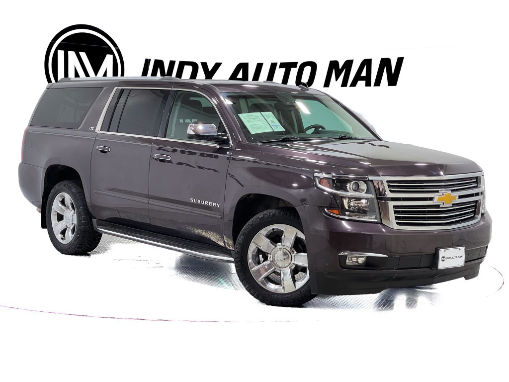 2015 Chevrolet Suburban Image 2