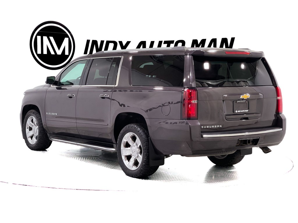 2015 Chevrolet Suburban Image 6