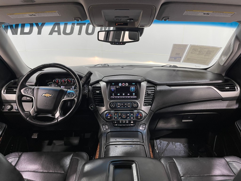 2015 Chevrolet Suburban Image 19