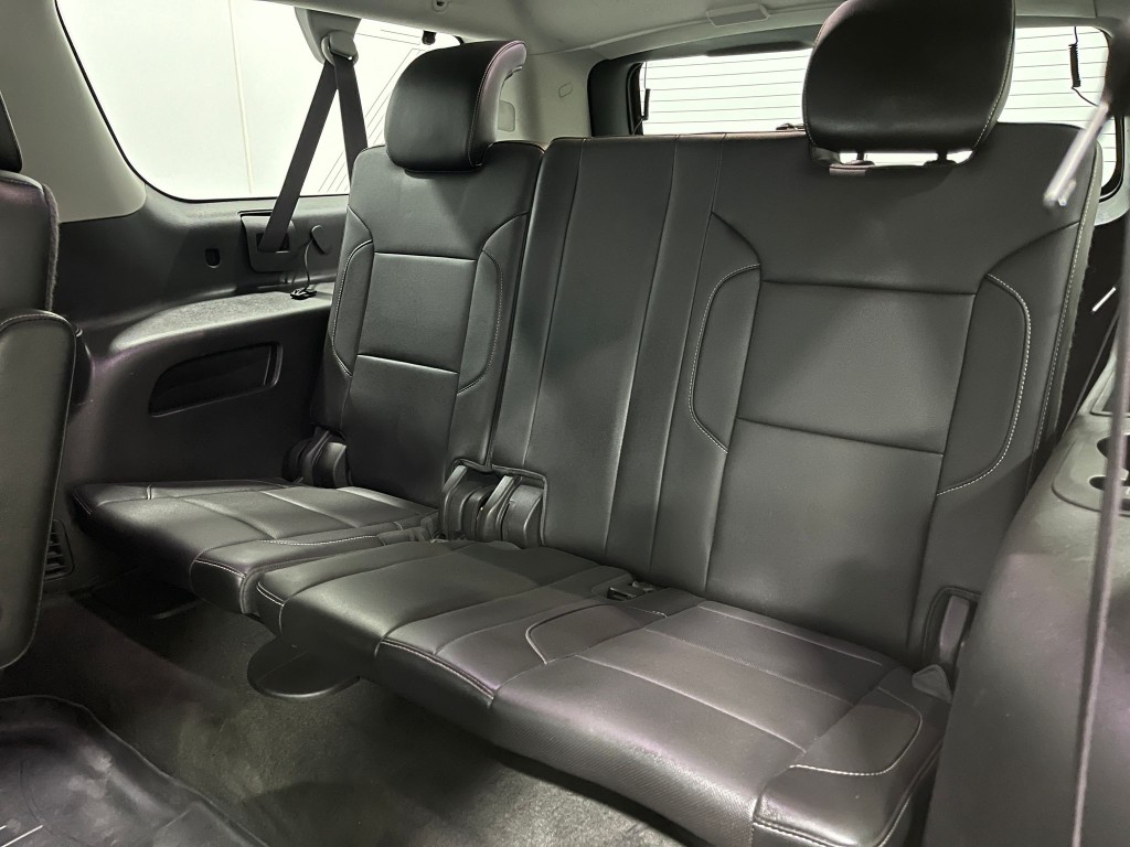 2015 Chevrolet Suburban Image 31