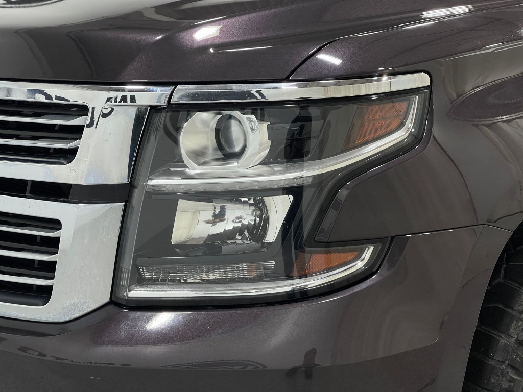 2015 Chevrolet Suburban Image 35
