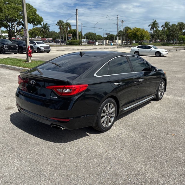 2016 Hyundai Sonata Image 3