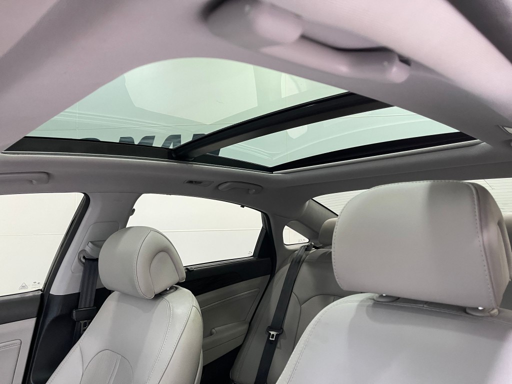 2016 Hyundai Sonata Image 12
