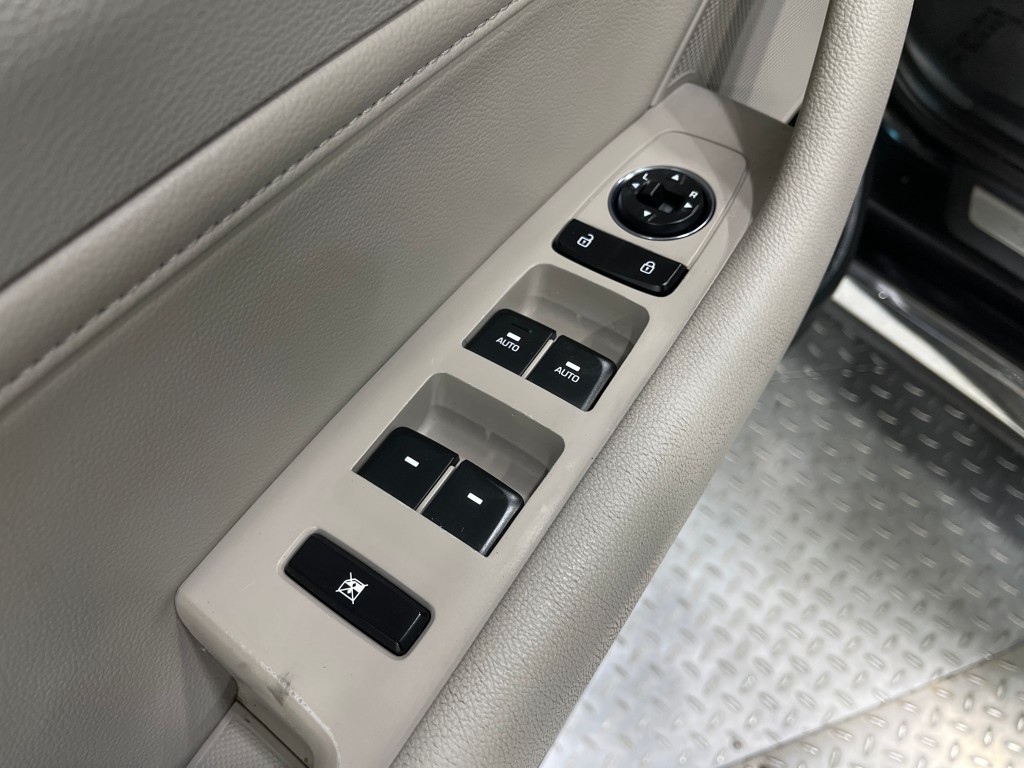 2016 Hyundai Sonata Image 16