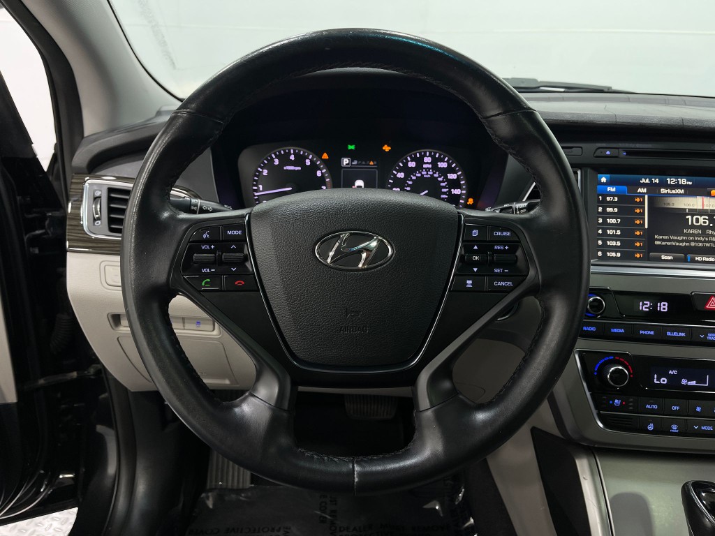 2016 Hyundai Sonata Image 22
