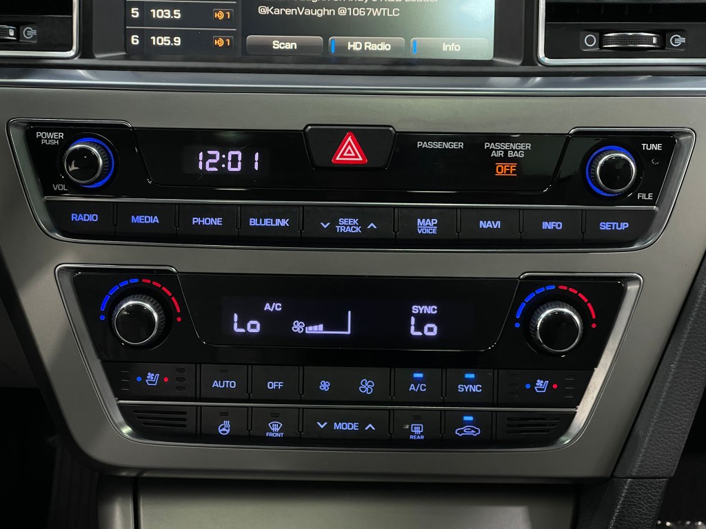 2016 Hyundai Sonata Image 25