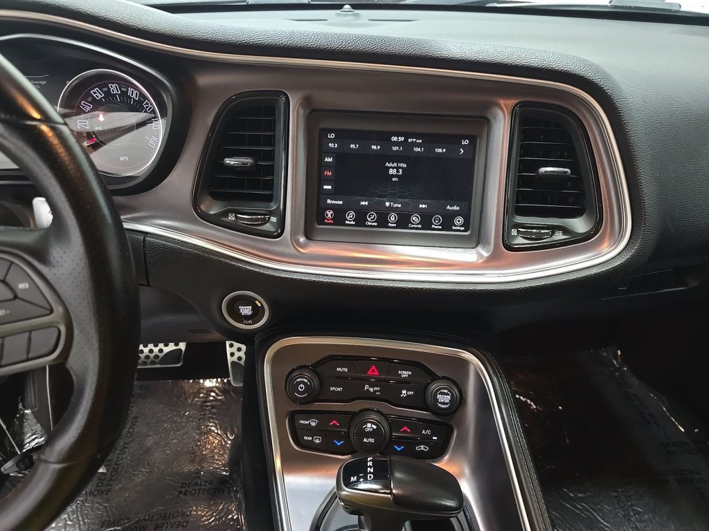 2021 Dodge Challenger Image 7