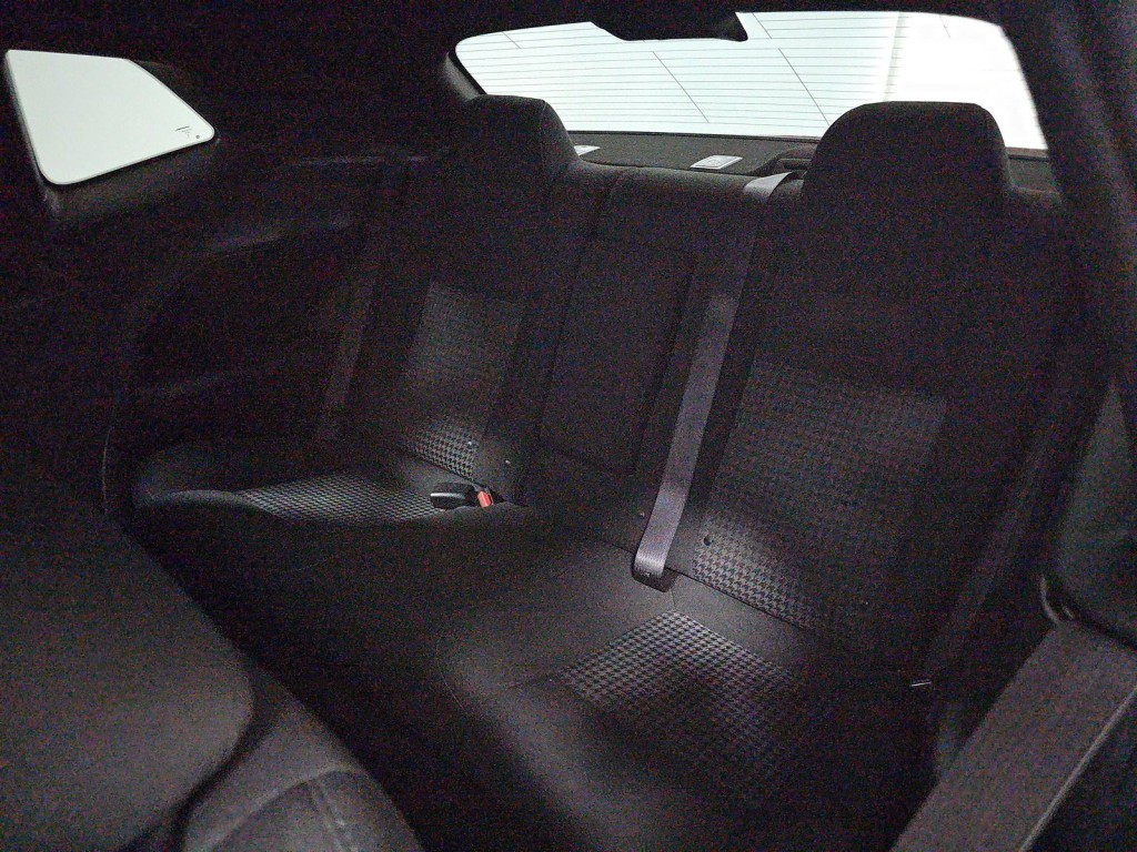 2021 Dodge Challenger Image 9
