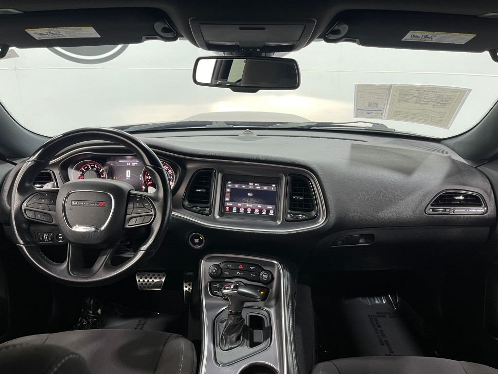 2021 Dodge Challenger Image 16