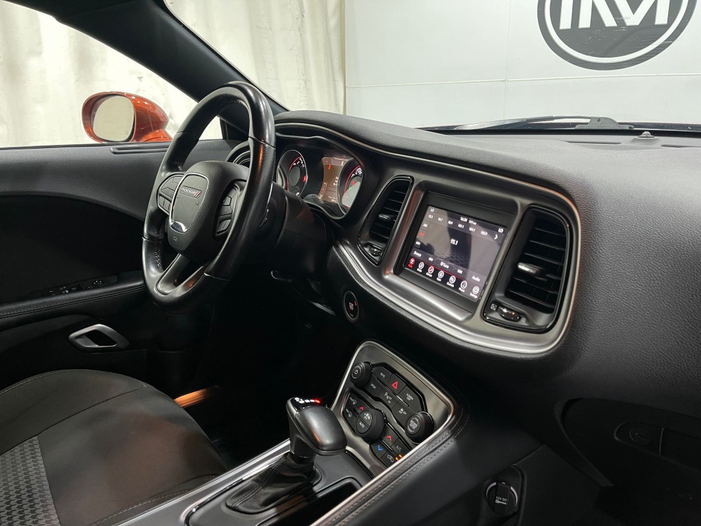 2021 Dodge Challenger Image 17