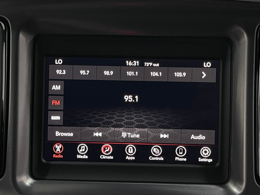 2021 Dodge Challenger Image 21