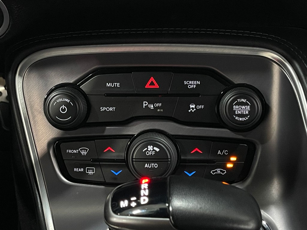 2021 Dodge Challenger Image 22