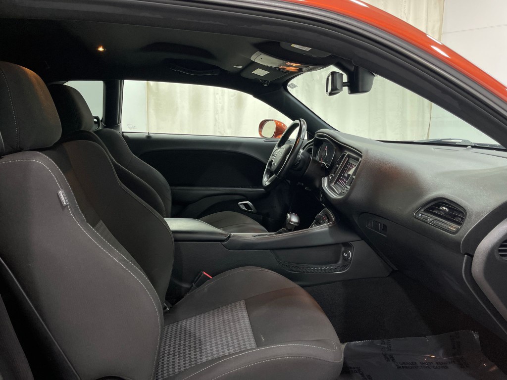 2021 Dodge Challenger Image 29