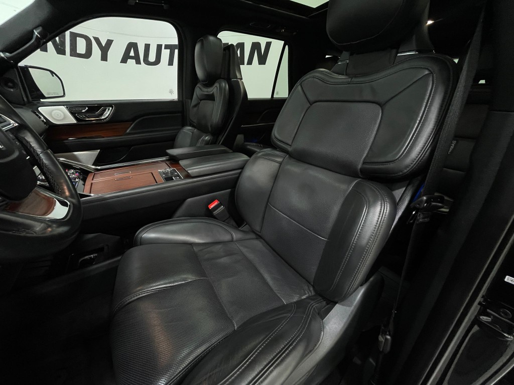 2023 Lincoln Navigator Image 13