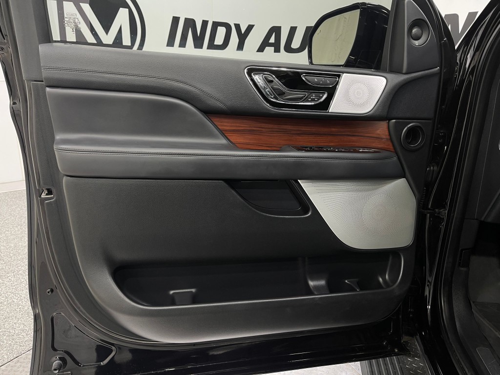 2023 Lincoln Navigator Image 14