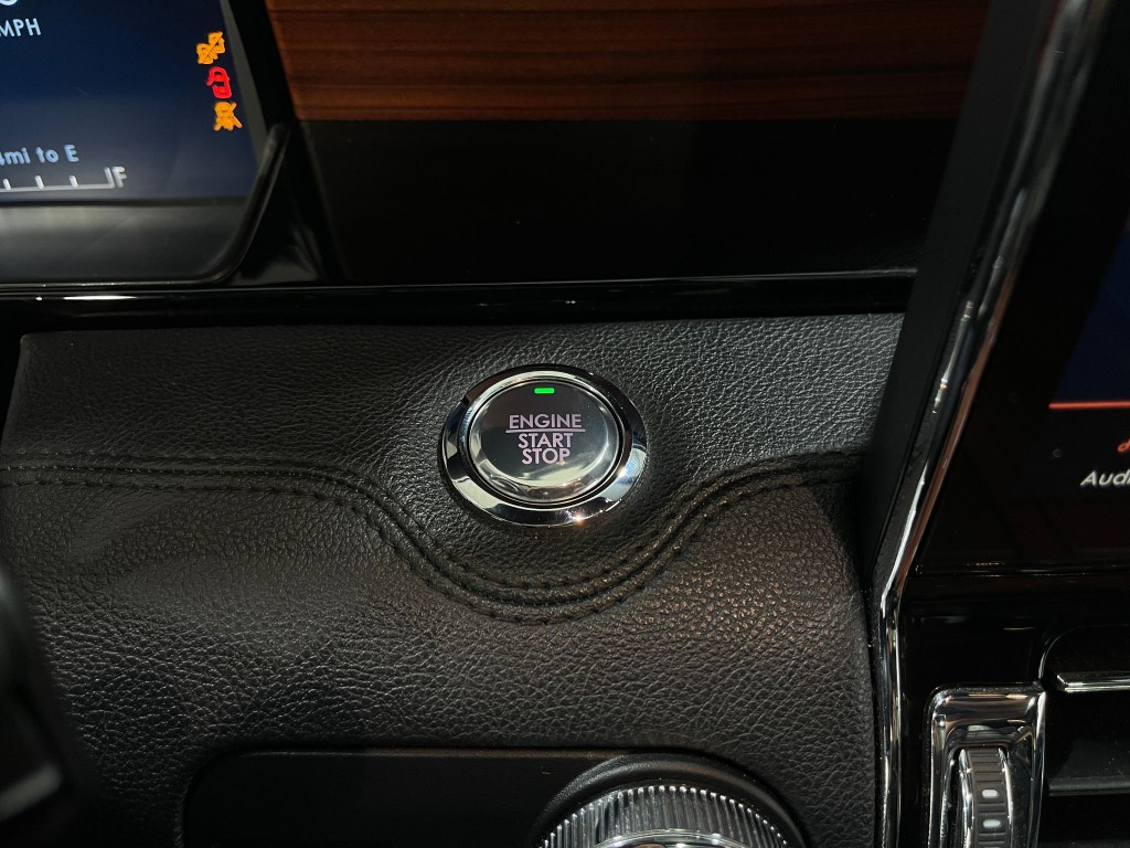 2023 Lincoln Navigator Image 19
