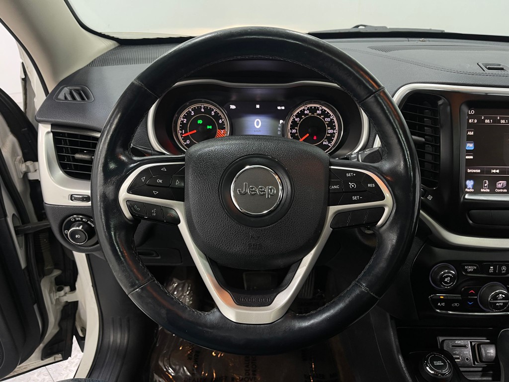 2015 Jeep Cherokee Image 22